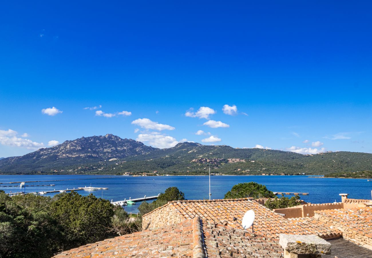 Appartamento a Porto Rotondo - Caletta 16 - flat con piscina e vista panoramica