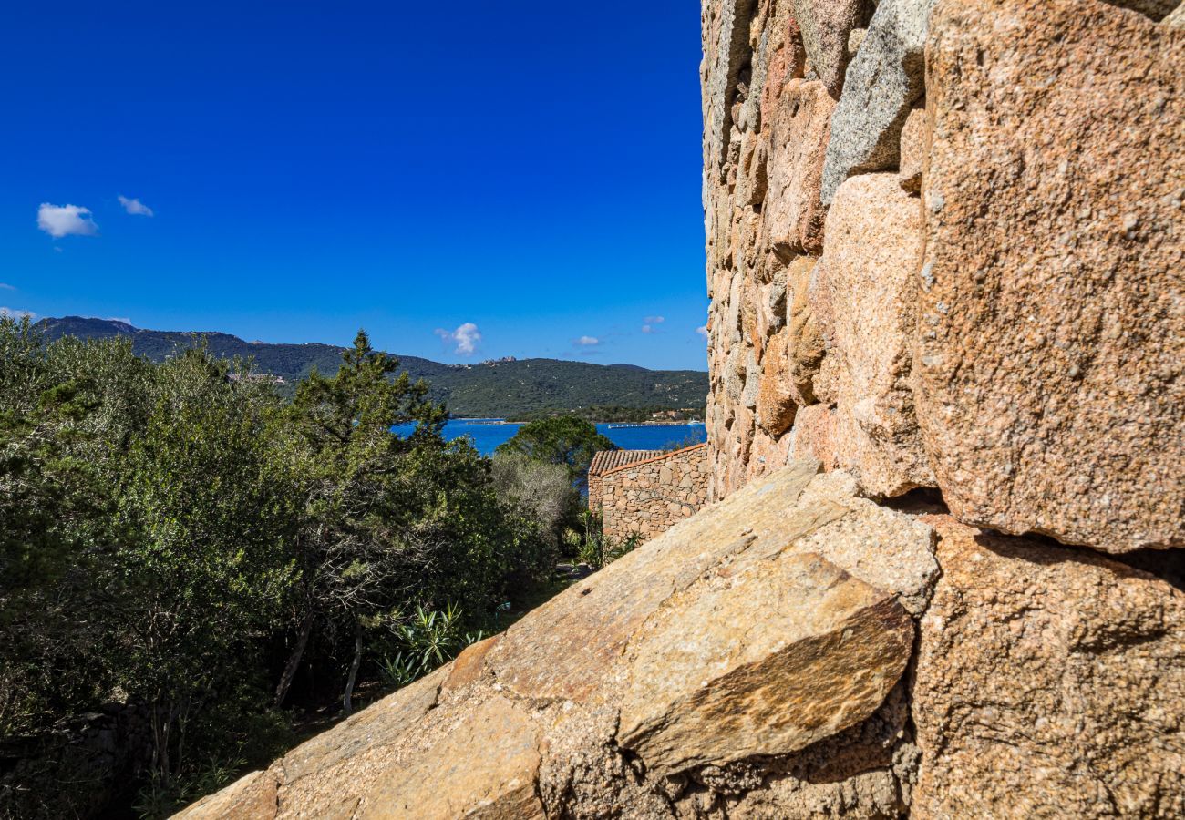 Appartamento a Porto Rotondo - Caletta 16 - flat con piscina e vista panoramica