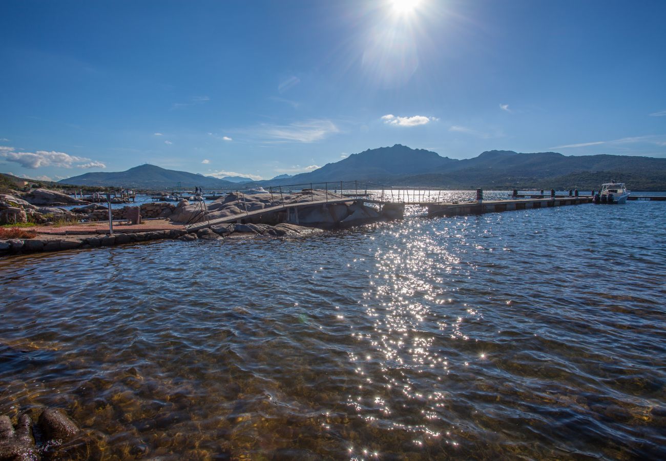 Appartamento a Porto Rotondo - Caletta 16 - flat con piscina e vista panoramica