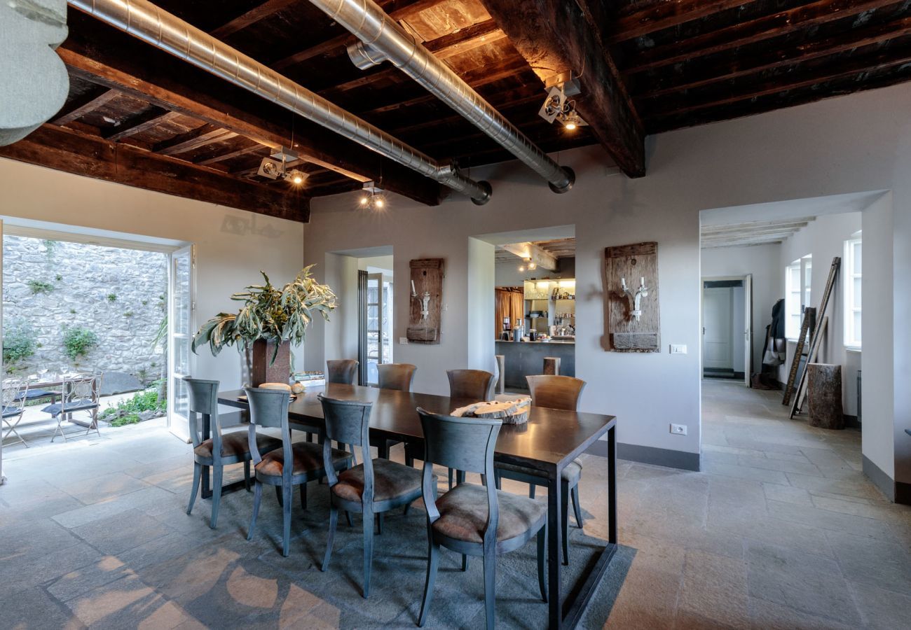 Villa a Pescaglia - Palazzo Giusti
