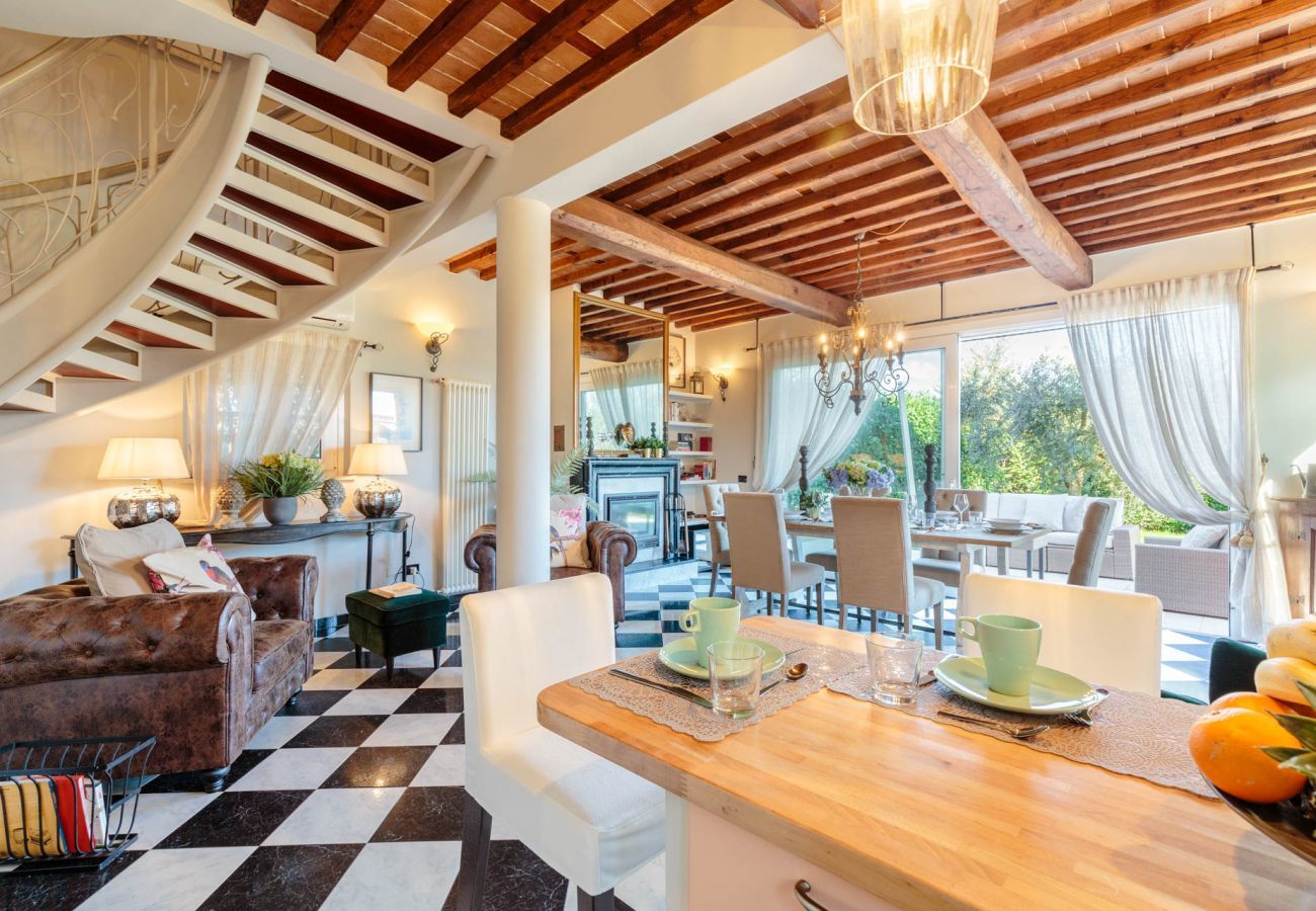 Villa a Capannori - Villa Catia
