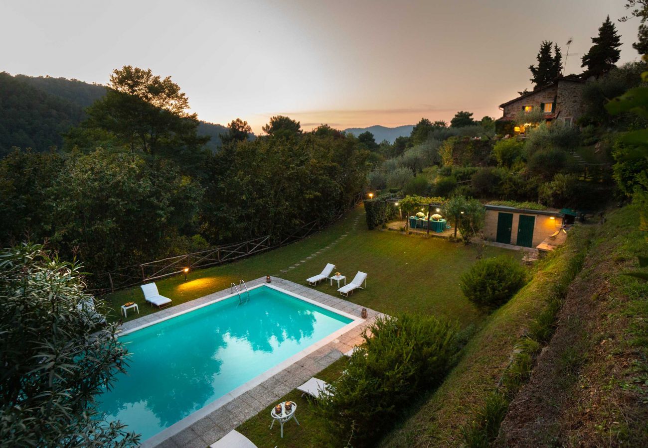 Villa a Santa Maria del giudice - Casa Nel Bosco, an extraordinary Tuscan Retreat with private pool