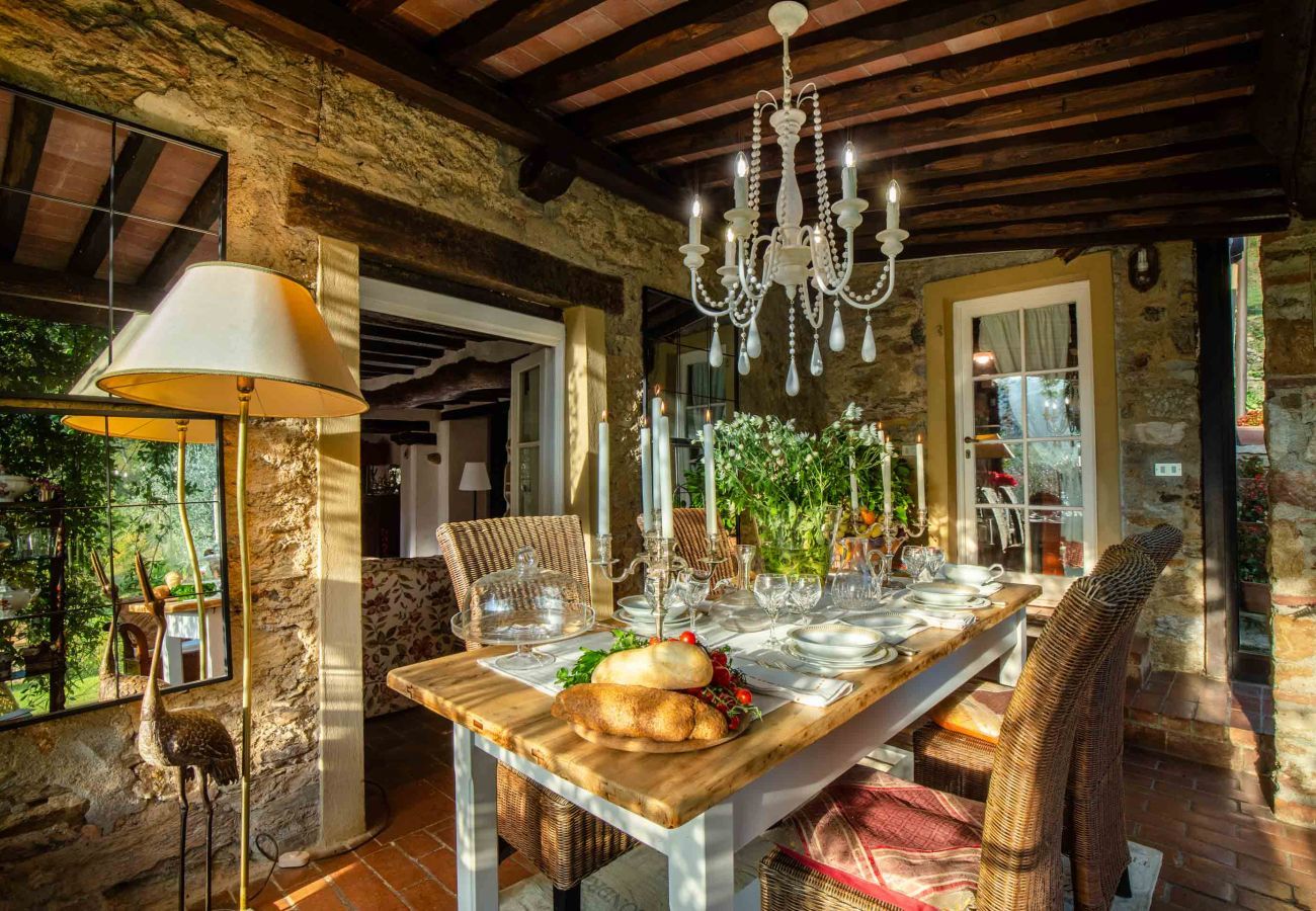 Villa a Santa Maria del giudice - Casa Nel Bosco, an extraordinary Tuscan Retreat with private pool