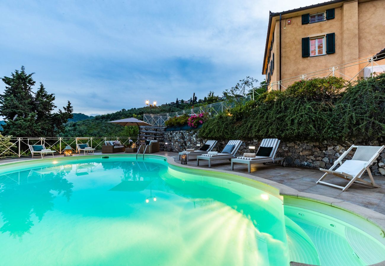 Villa a Camaiore - CASOLARE DEI COLLI Panoramic Private Pool, Lavish Interiors and a Gourmet Kitchen