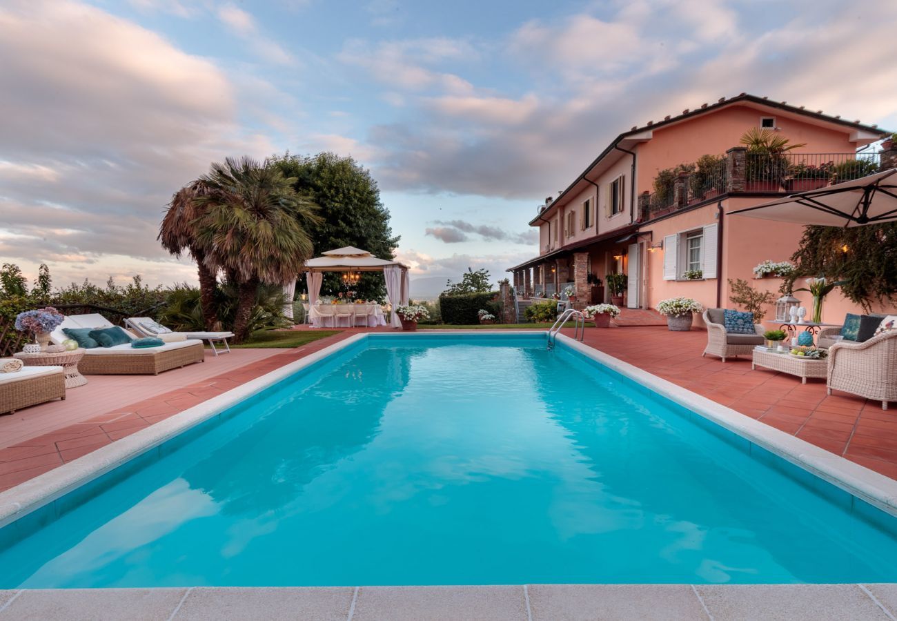 Villa a Segromigno in Monte - Villa Dana