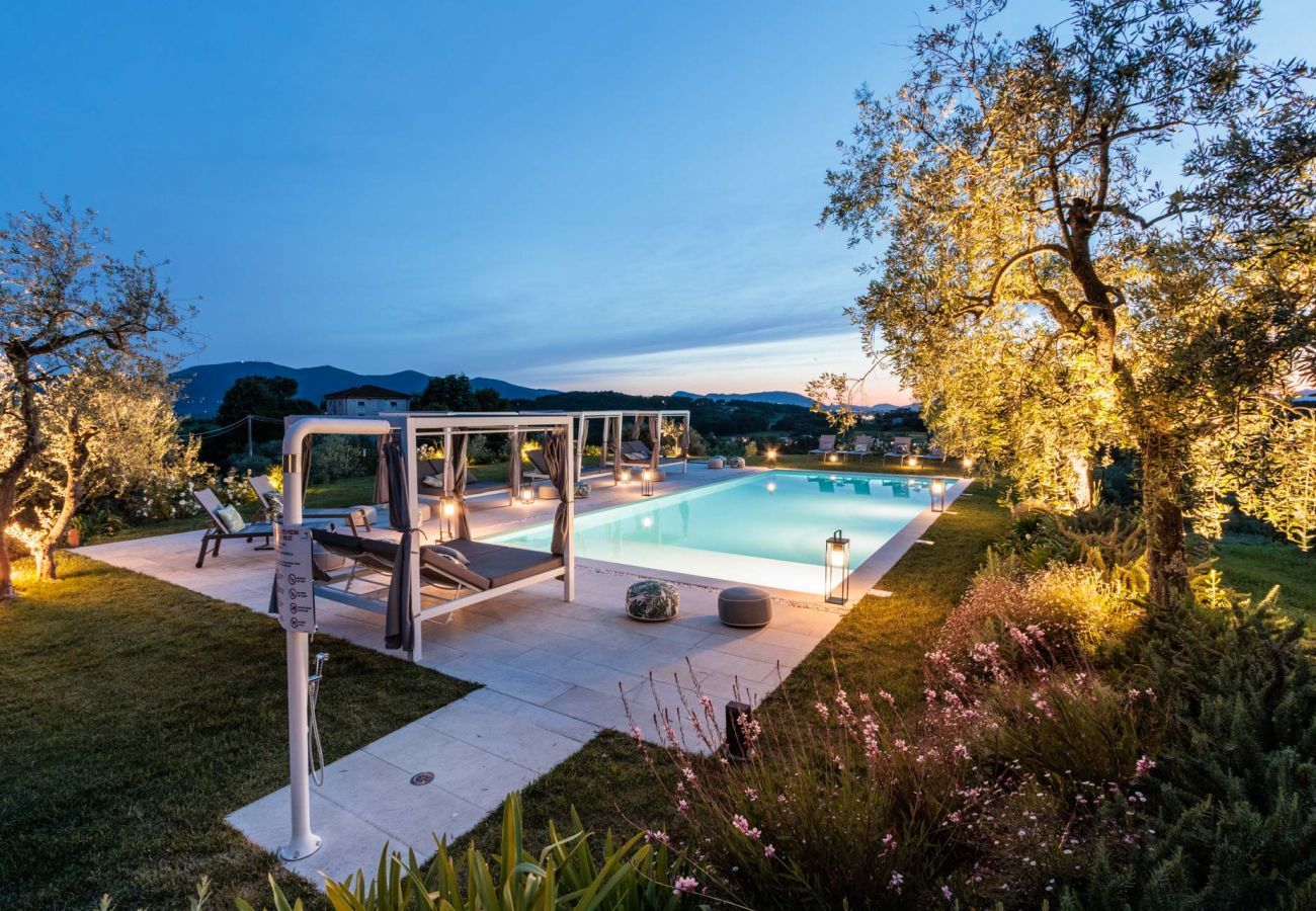 Villa a Montecarlo - Villa Duemani - Pickleball Retreat