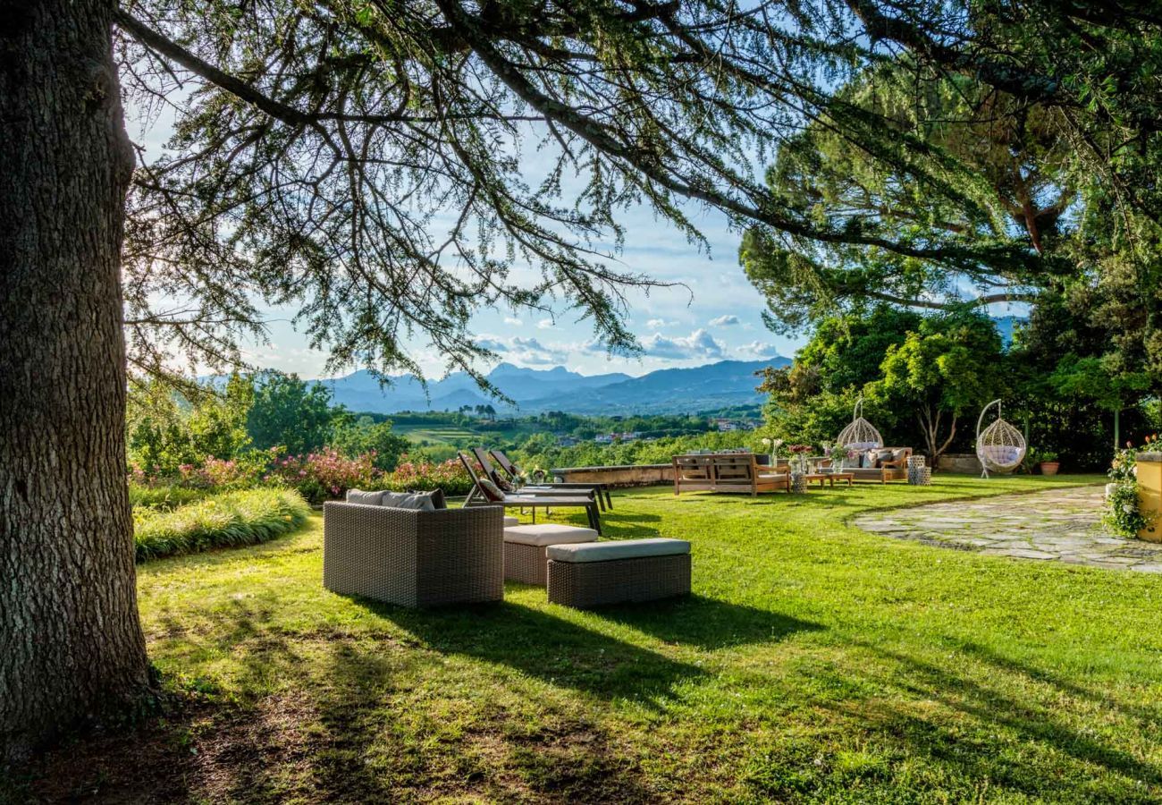 Villa a Montecarlo - Villa Duemani - Pickleball Retreat