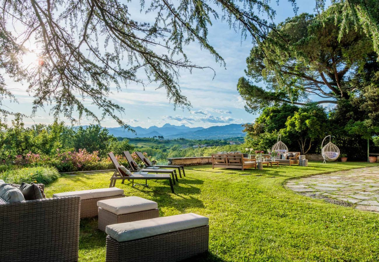 Villa a Montecarlo - Villa Duemani - Pickleball Retreat