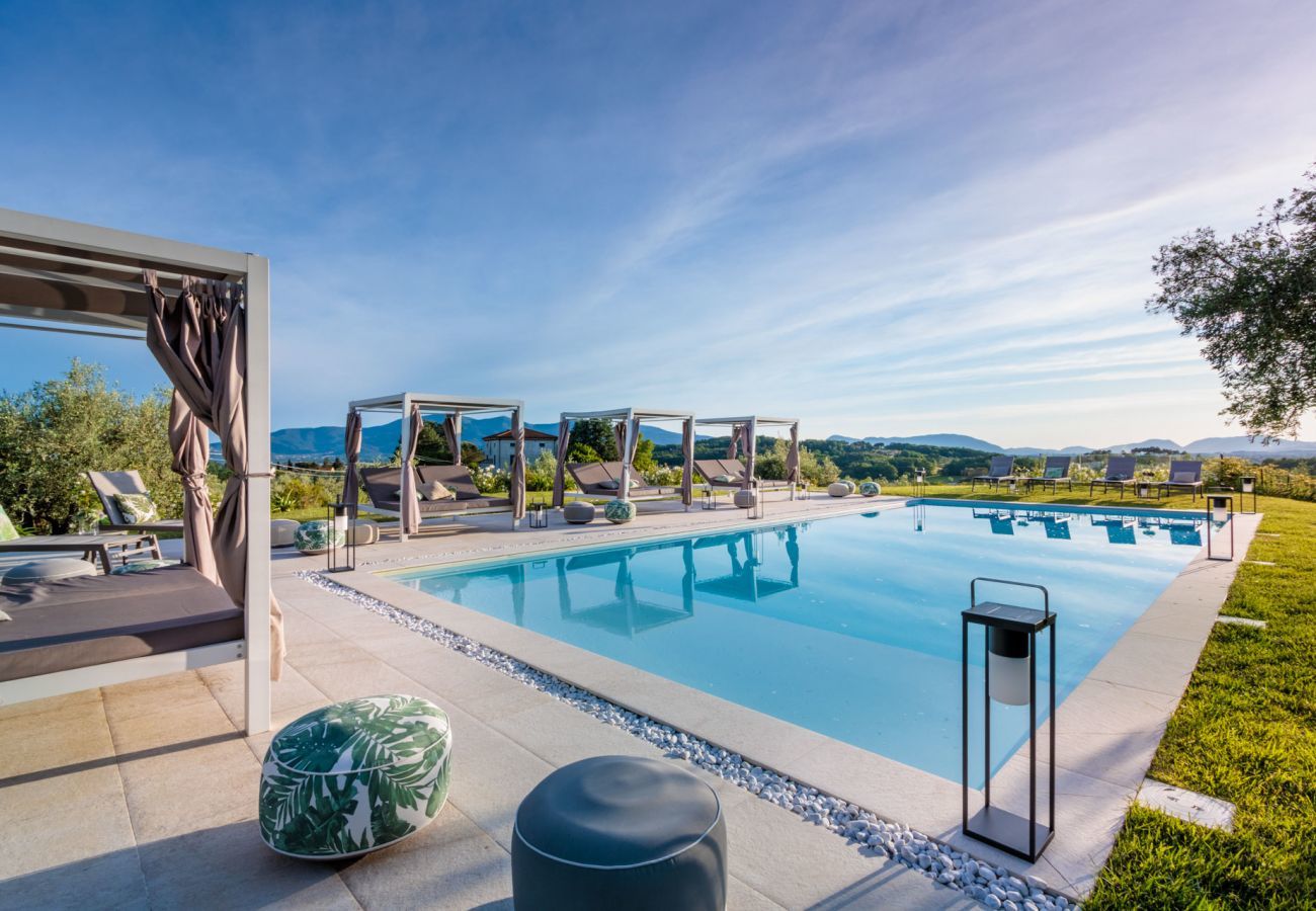 Villa a Montecarlo - Villa Duemani - Pickleball Retreat