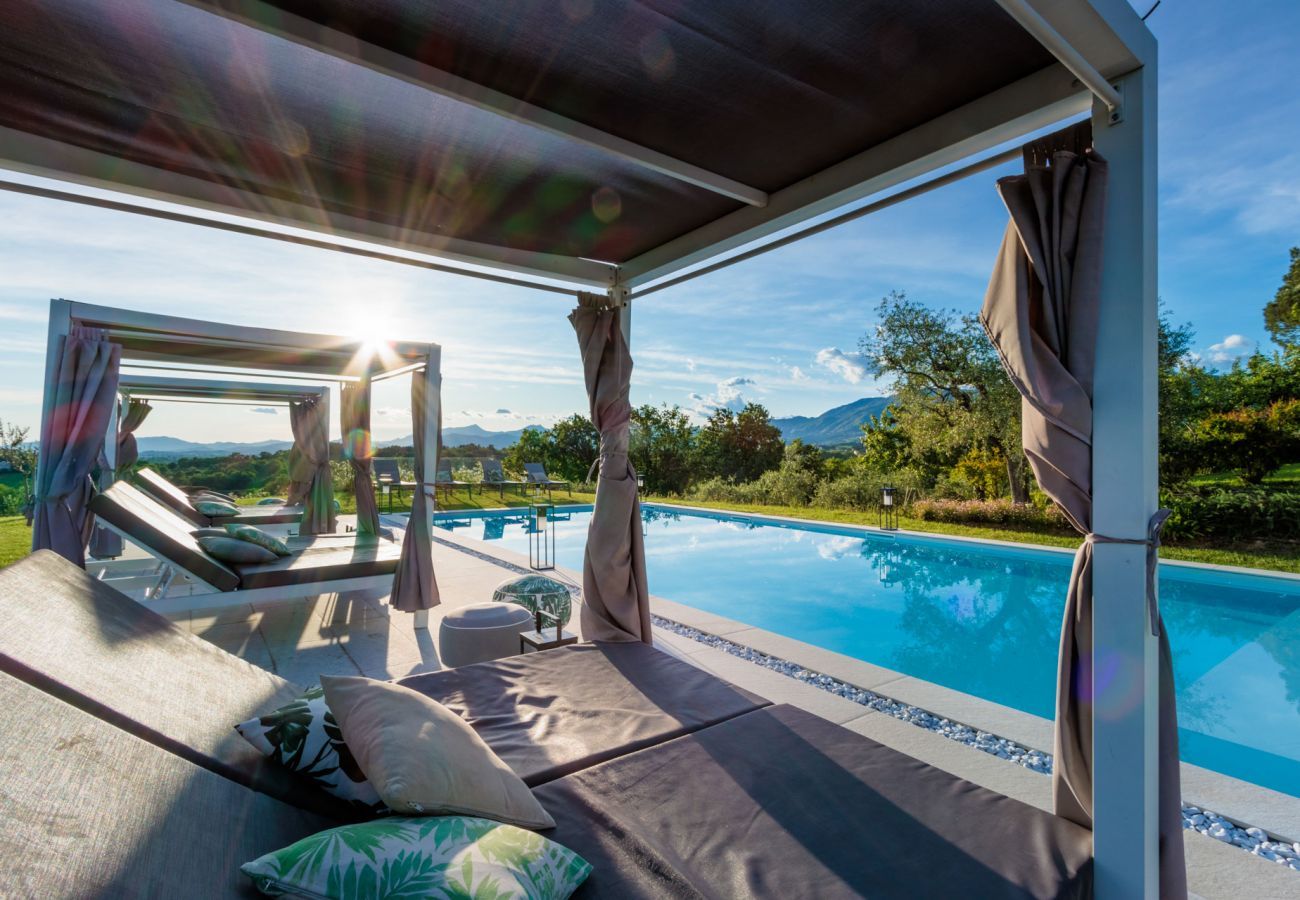 Villa a Montecarlo - Villa Duemani - Pickleball Retreat