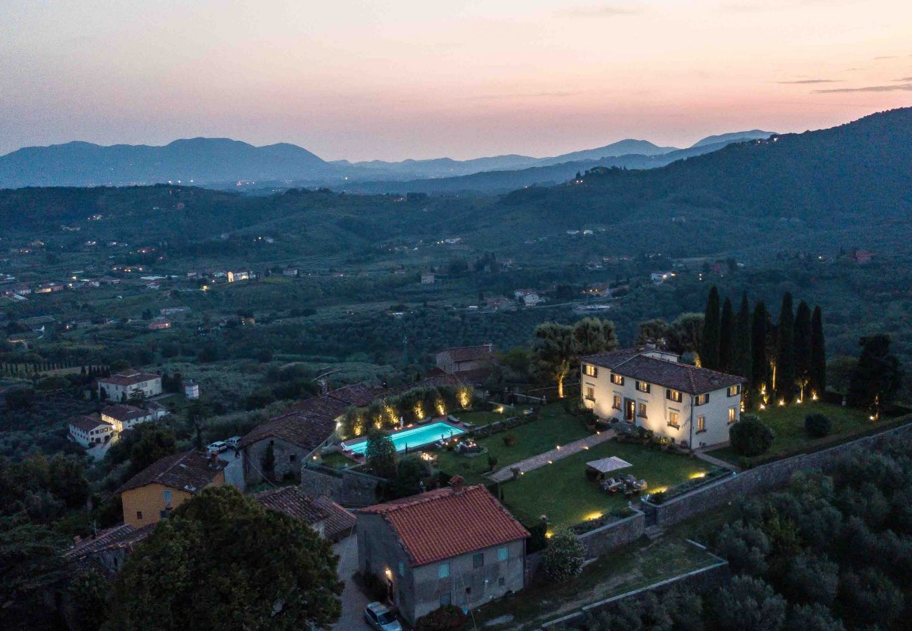 Villa a Lucca - VILLA IL CASTELLO: Vibrant Sanctuary of Enchanting Colours. 6 Bedrooms, Private Pool