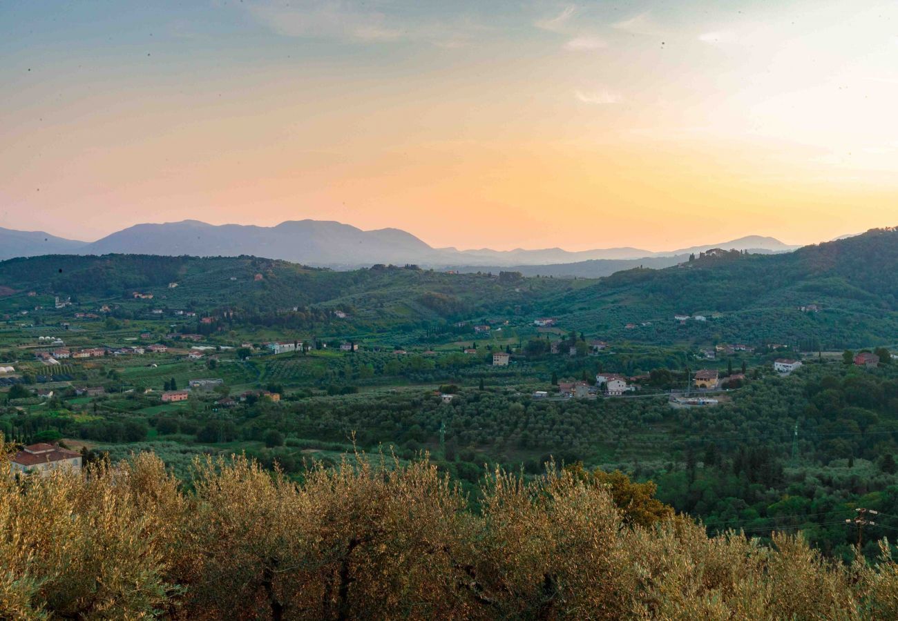 Villa a Lucca - VILLA IL CASTELLO: Vibrant Sanctuary of Enchanting Colours. 6 Bedrooms, Private Pool