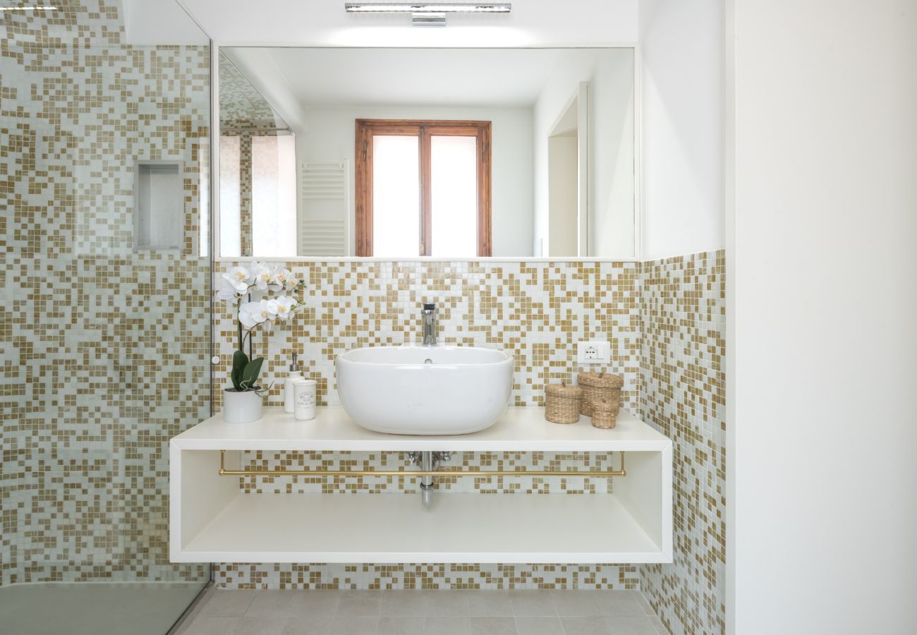 Appartamento a Venezia - Venetian Palace Red Apartment R&R