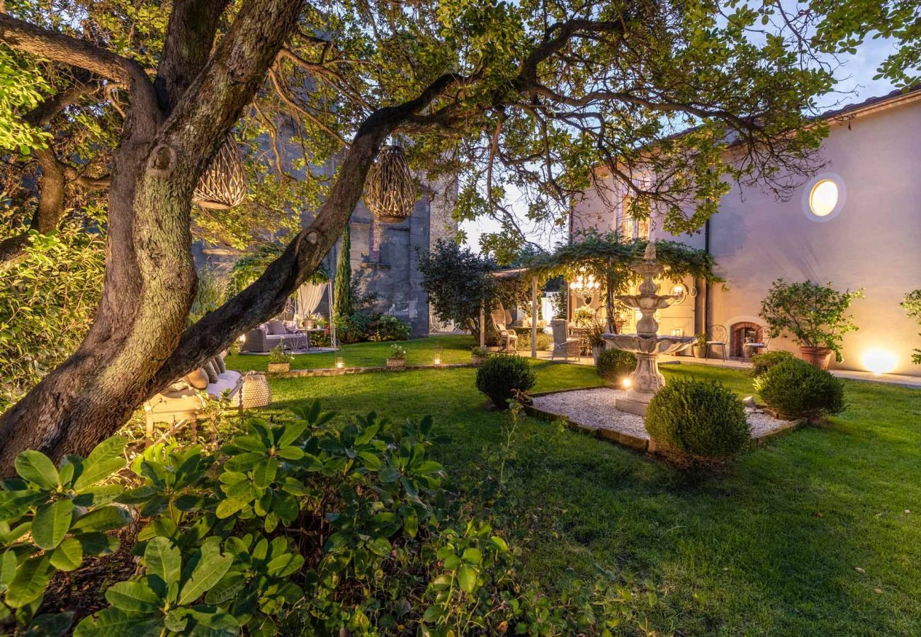 Villa a Montecarlo - VILLA GIANNA, the Secret Interior Designer's Private Retreat with Pool