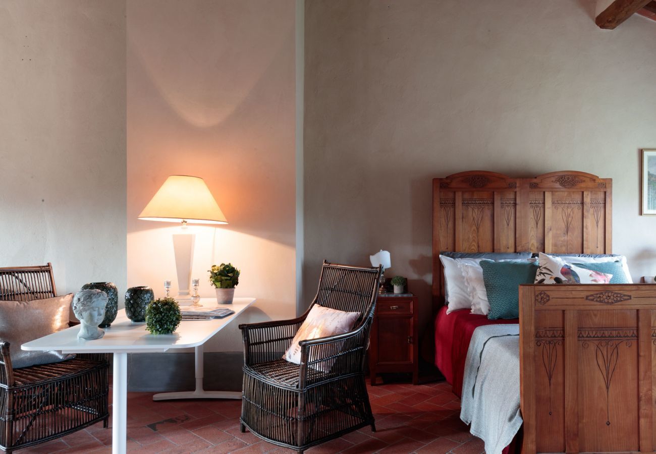 Villa a Capannori - Villa BRUNETTA, Discover your Modern but Traditional Villa in Lucca