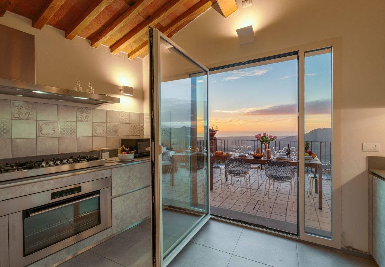Villa a Pieve a Elici - Villa Riviera