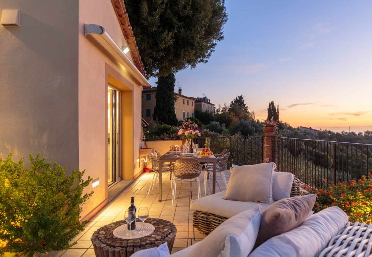 Villa a Pieve a Elici - Villa Riviera