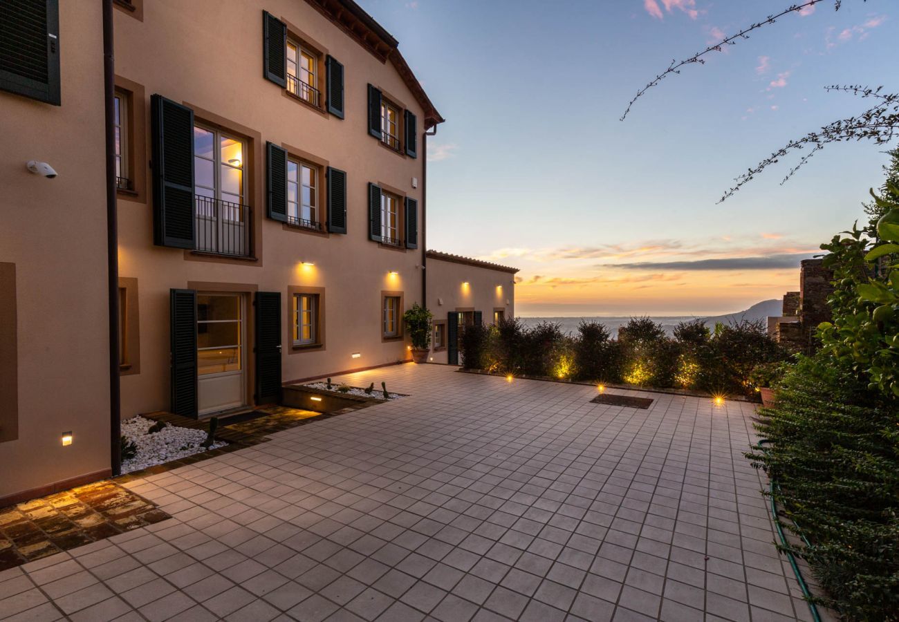 Villa a Pieve a Elici - Villa Riviera