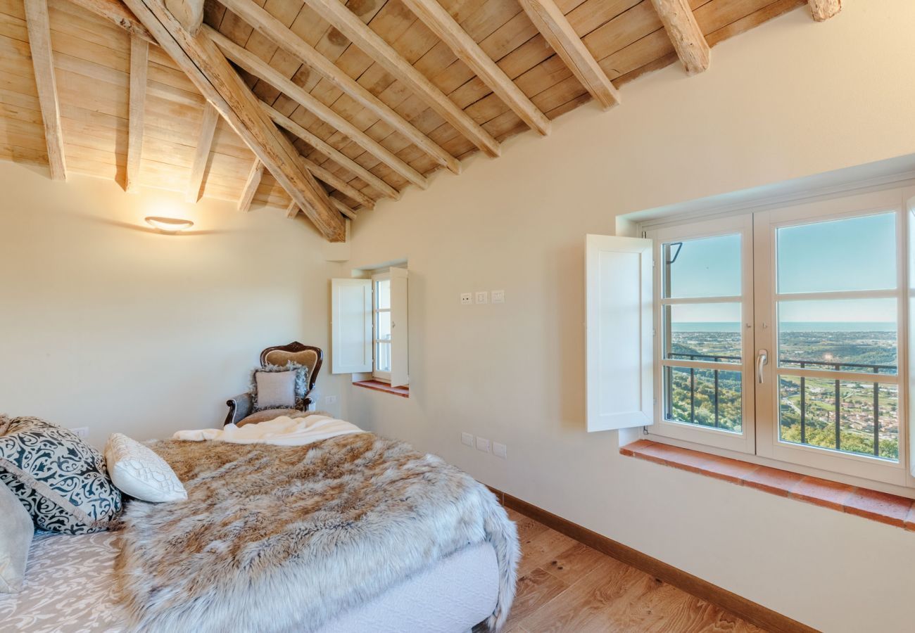 Villa a Pieve a Elici - Villa Riviera