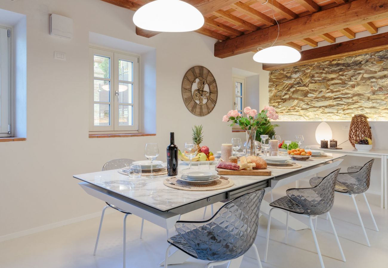 Villa a Pieve a Elici - Villa Riviera