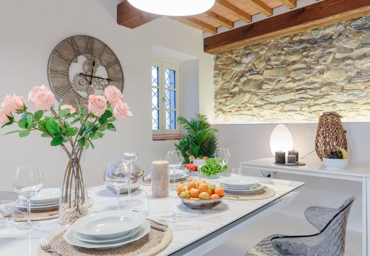 Villa a Pieve a Elici - Villa Riviera