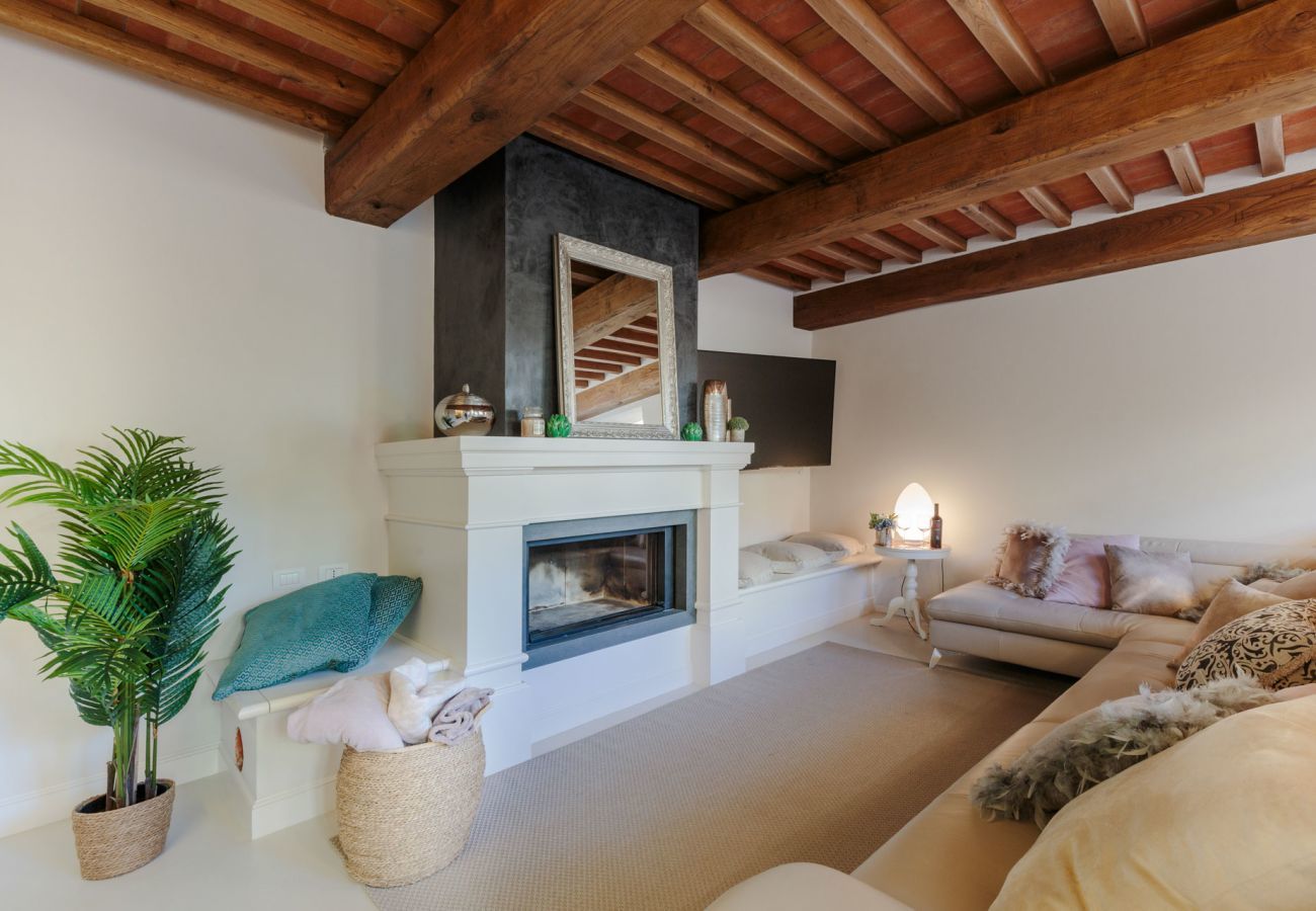 Villa a Pieve a Elici - Villa Riviera
