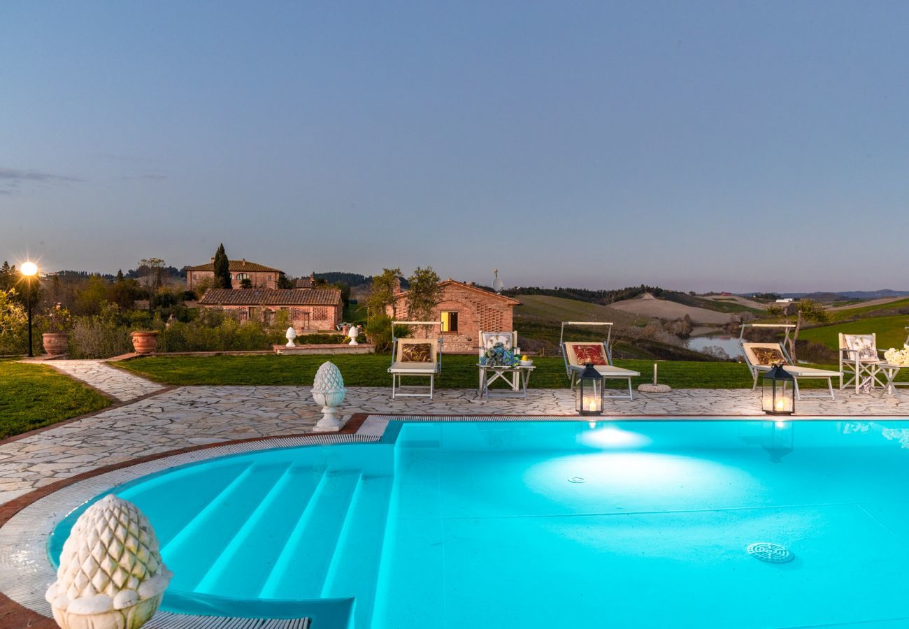 Villa a Fabbrica - VILLA LAJATICO Farmhouse with Private Pool and the Most Exciting View over the Hilltops