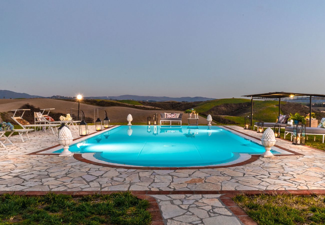 Villa a Fabbrica - VILLA LAJATICO Farmhouse with Private Pool and the Most Exciting View over the Hilltops