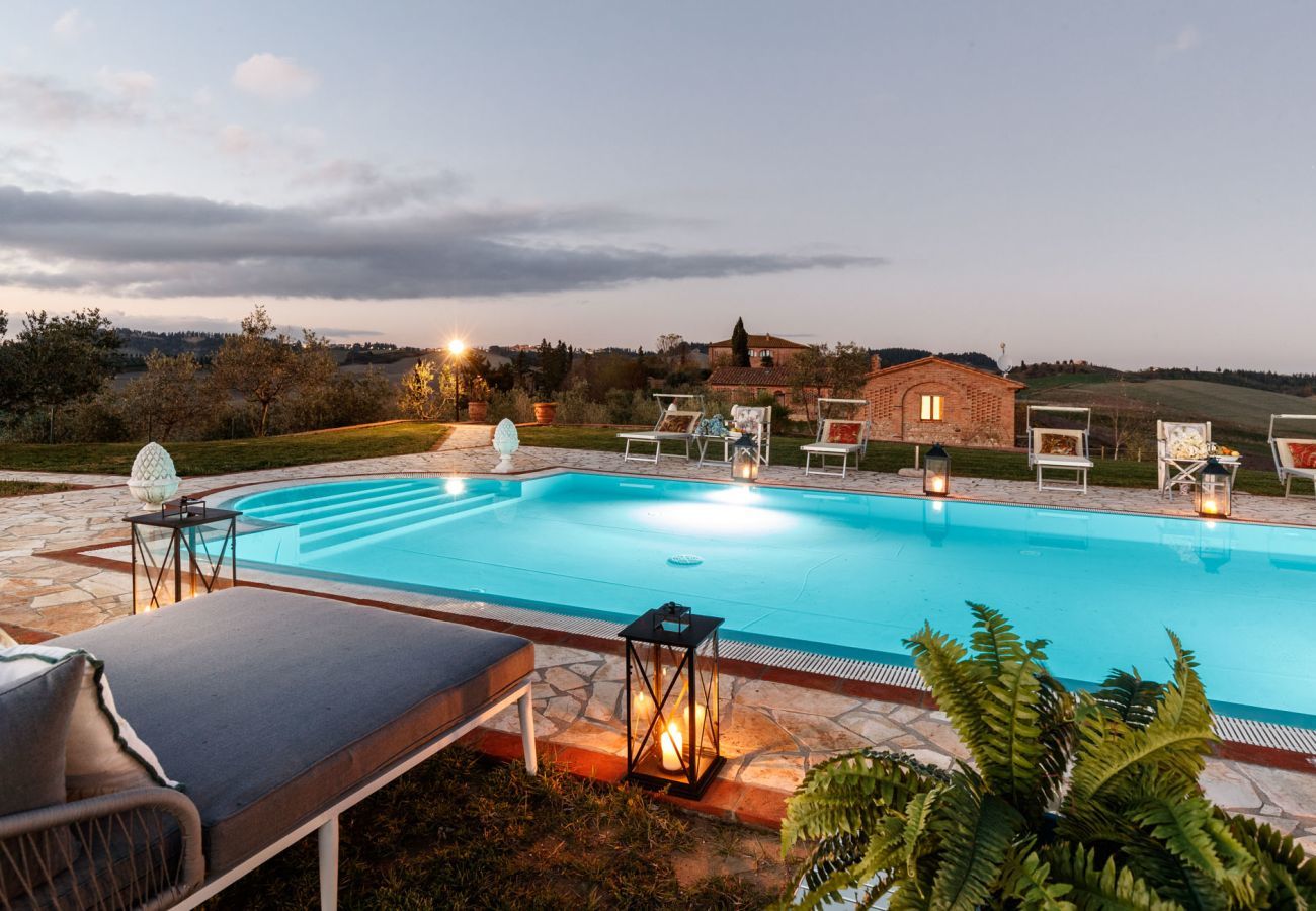 Villa a Fabbrica - VILLA LAJATICO Farmhouse with Private Pool and the Most Exciting View over the Hilltops