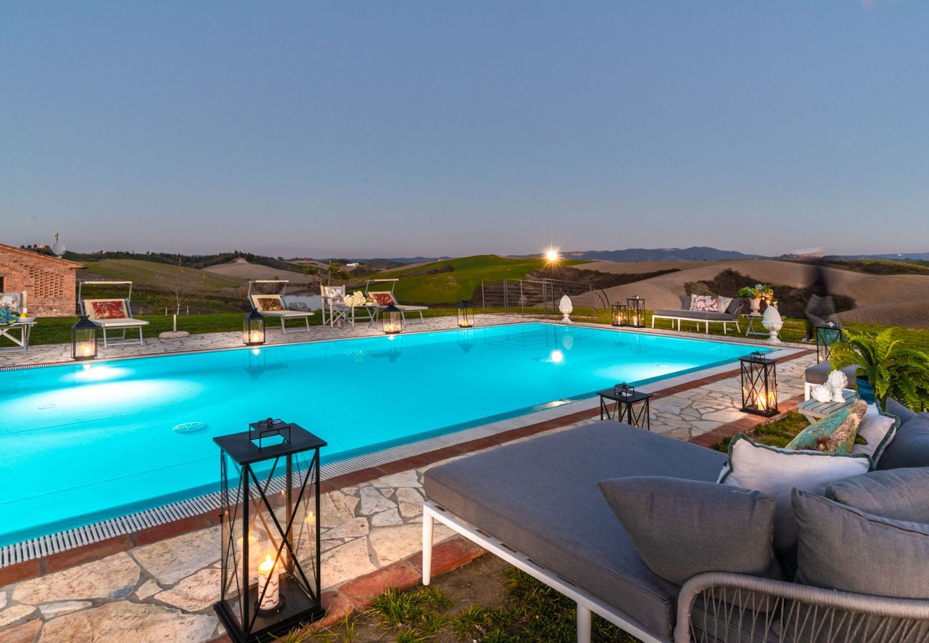 Villa a Fabbrica - VILLA LAJATICO Farmhouse with Private Pool and the Most Exciting View over the Hilltops