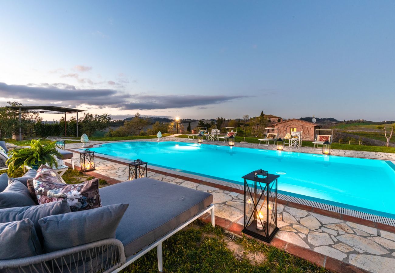 Villa a Fabbrica - VILLA LAJATICO Farmhouse with Private Pool and the Most Exciting View over the Hilltops