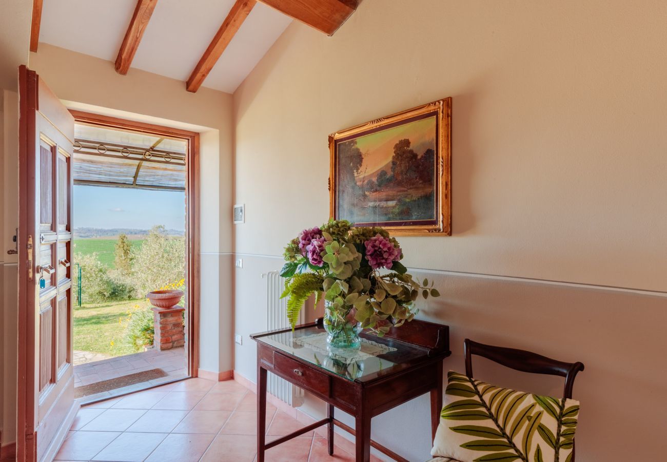 Villa a Fabbrica - VILLA LAJATICO Farmhouse with Private Pool and the Most Exciting View over the Hilltops