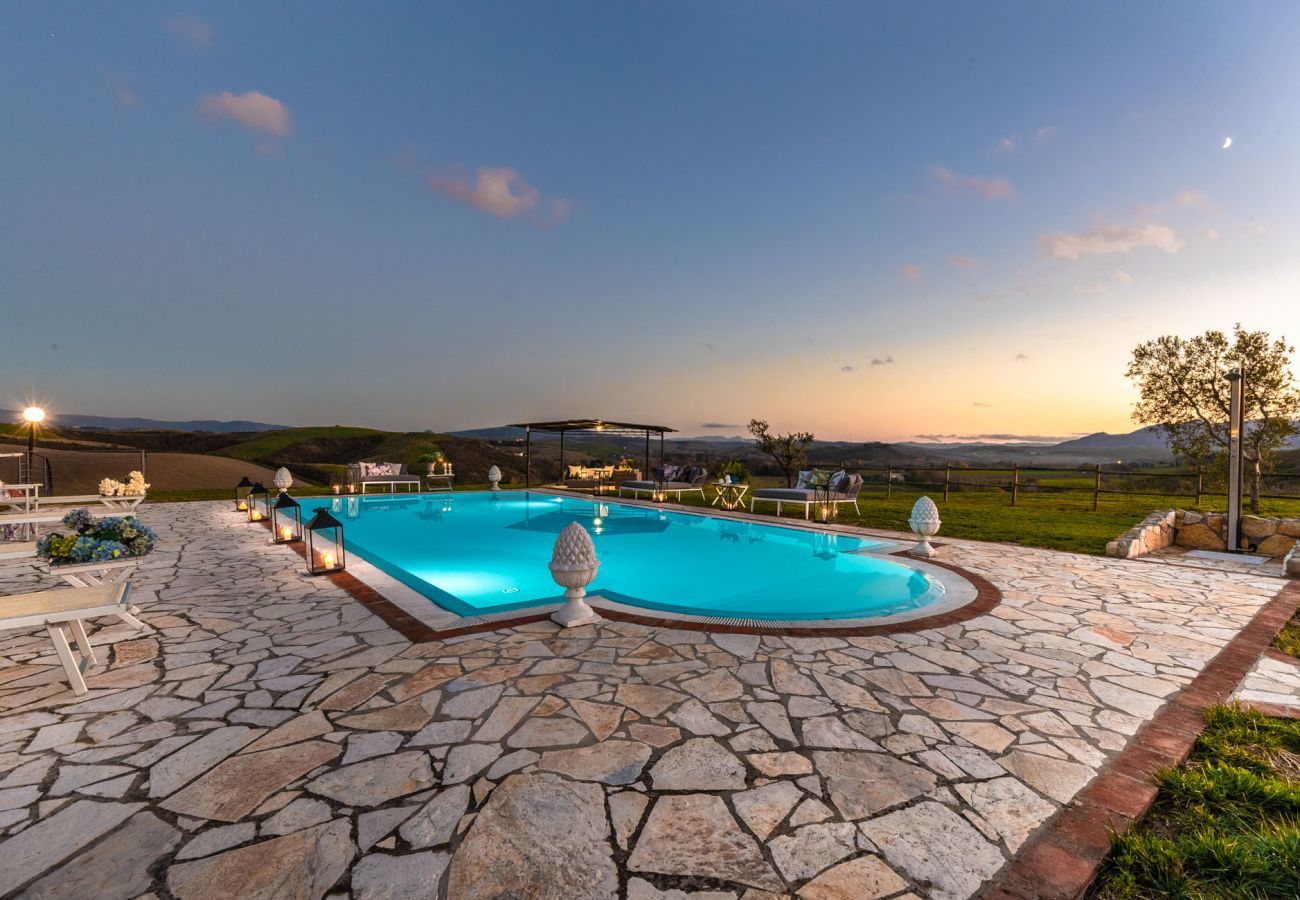 Villa a Fabbrica - VILLA LAJATICO Farmhouse with Private Pool and the Most Exciting View over the Hilltops