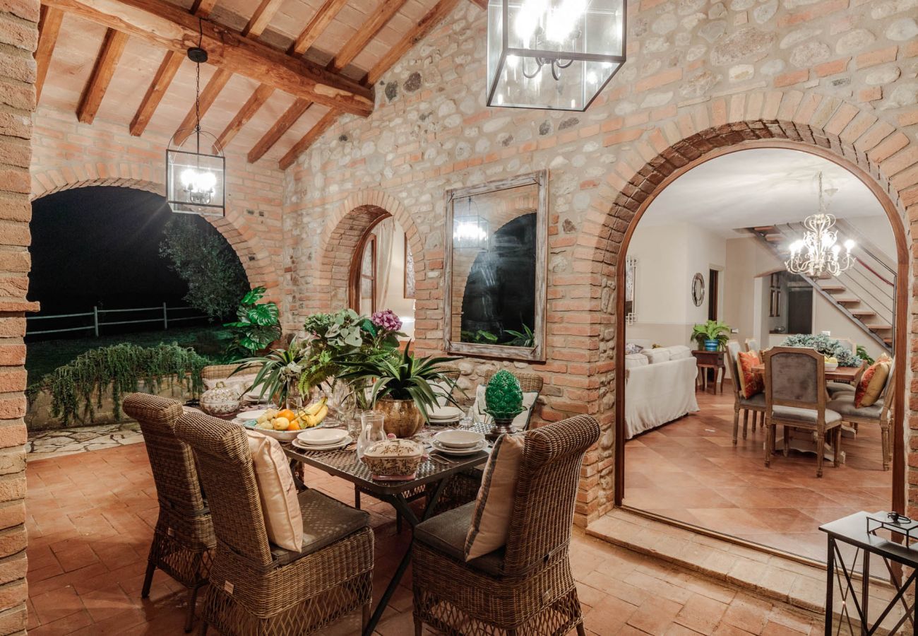 Villa a Fabbrica - VILLA LAJATICO Farmhouse with Private Pool and the Most Exciting View over the Hilltops