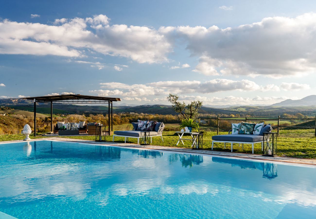 Villa a Fabbrica - VILLA LAJATICO Farmhouse with Private Pool and the Most Exciting View over the Hilltops