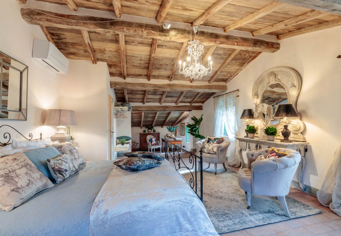 Villa a Lucca - Villa Gufo