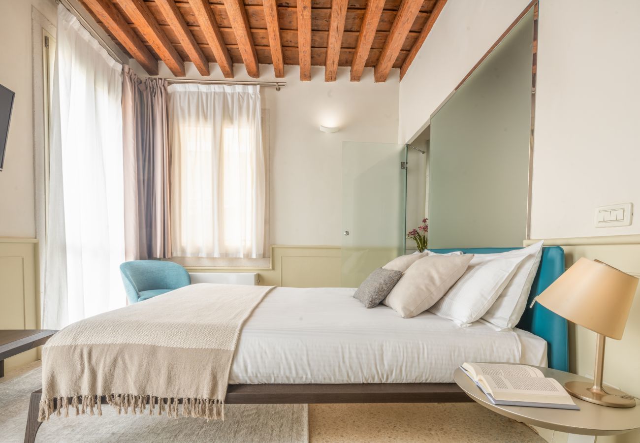 Appartamento a Venezia - Lion Palace Canal View R&R