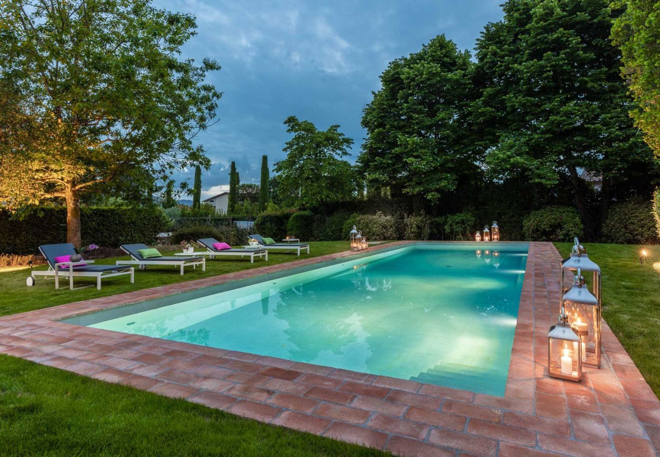 Villa a Lucca - VILLA THE SECRET ESCAPE. Luxury Redefined.