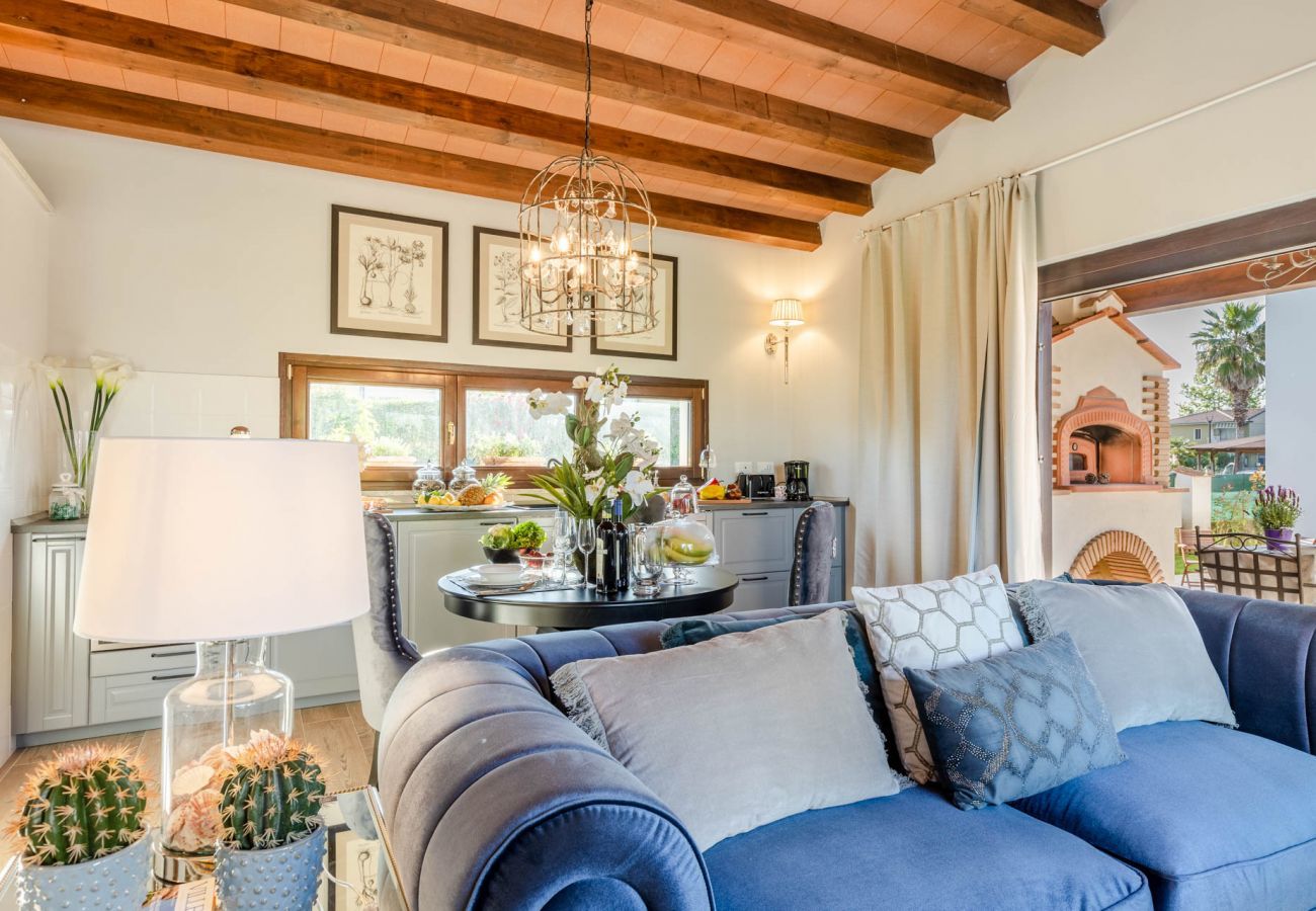 Villa a Viareggio - The Luxury Beach Villa