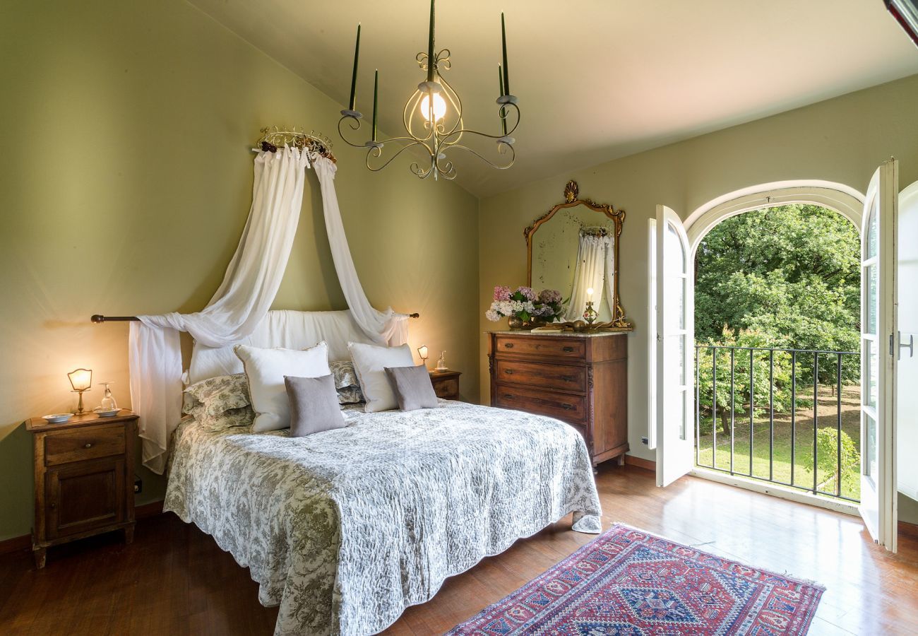 Villa a Capannori - Villa Lorena, a Vintage Family Villa