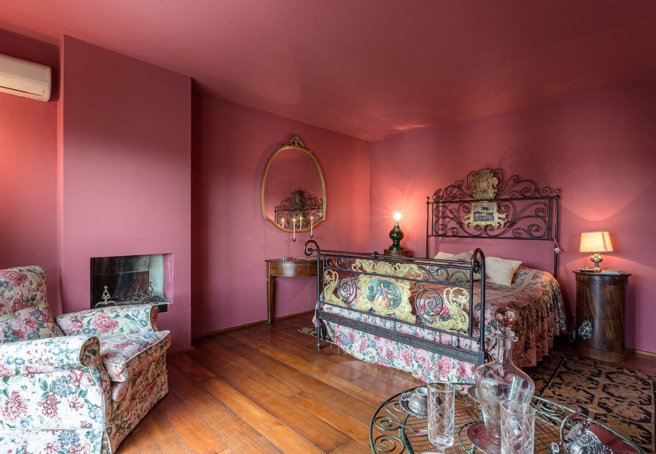 Villa a Capannori - Villa Lorena, a Vintage Family Villa