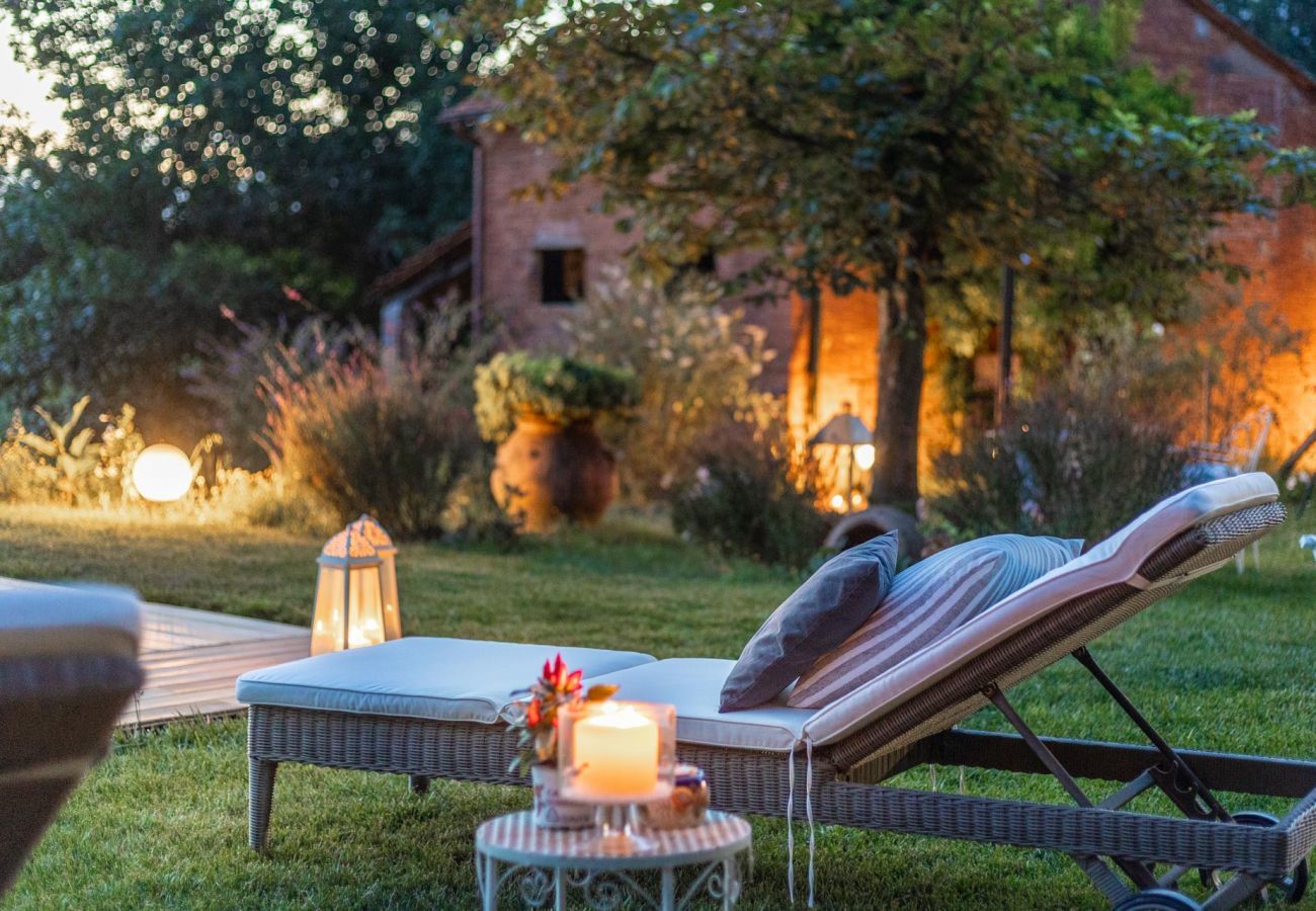 Villa a Capannori - Villa Lorena, a Vintage Family Villa