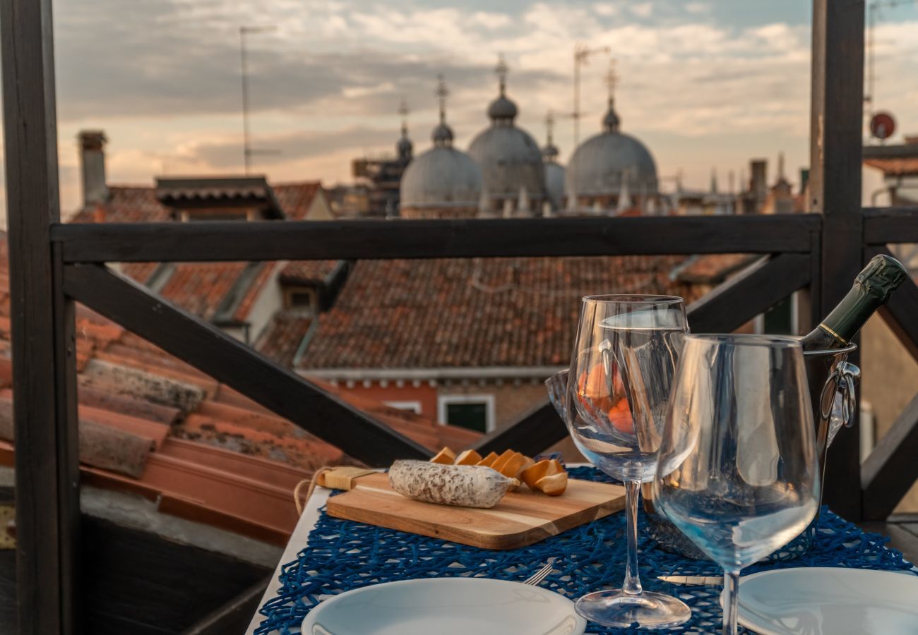 Appartamento a Venezia - San Marco View Terrace Apartment R&R