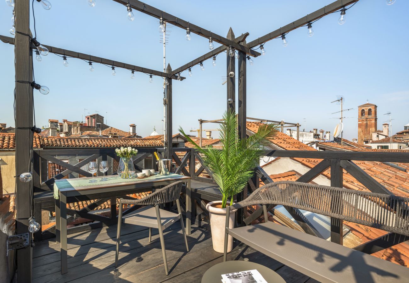 Appartamento a Venezia - San Marco View Terrace Apartment R&R