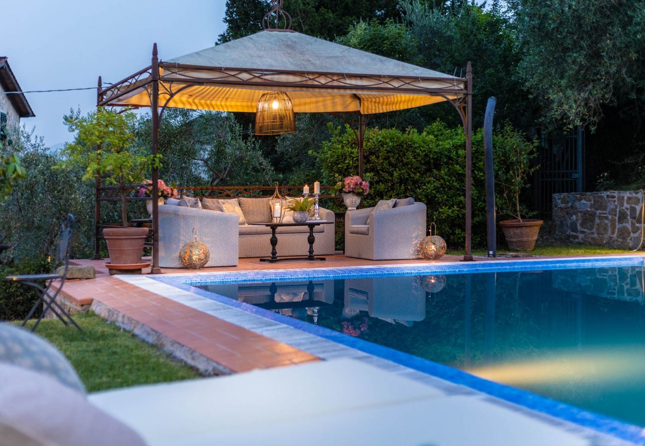 Villa a Lucca - VILLA ARSINA, Modern Italian Tradition. Private Pool