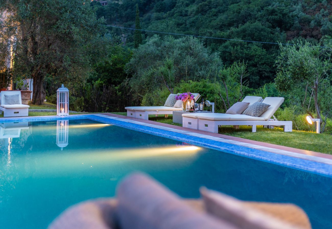 Villa a Lucca - VILLA ARSINA, Modern Italian Tradition. Private Pool