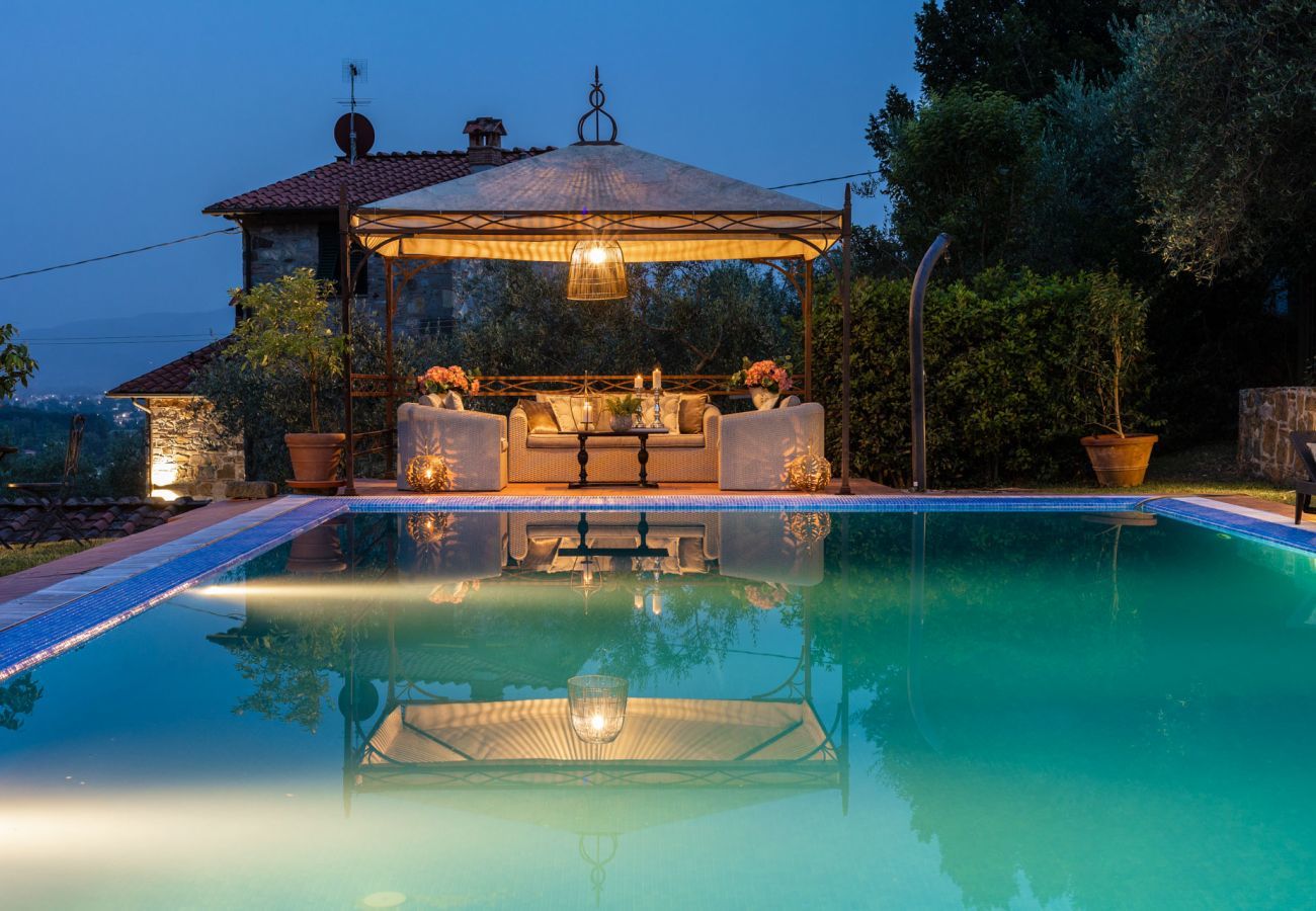 Villa a Lucca - VILLA ARSINA, Modern Italian Tradition. Private Pool