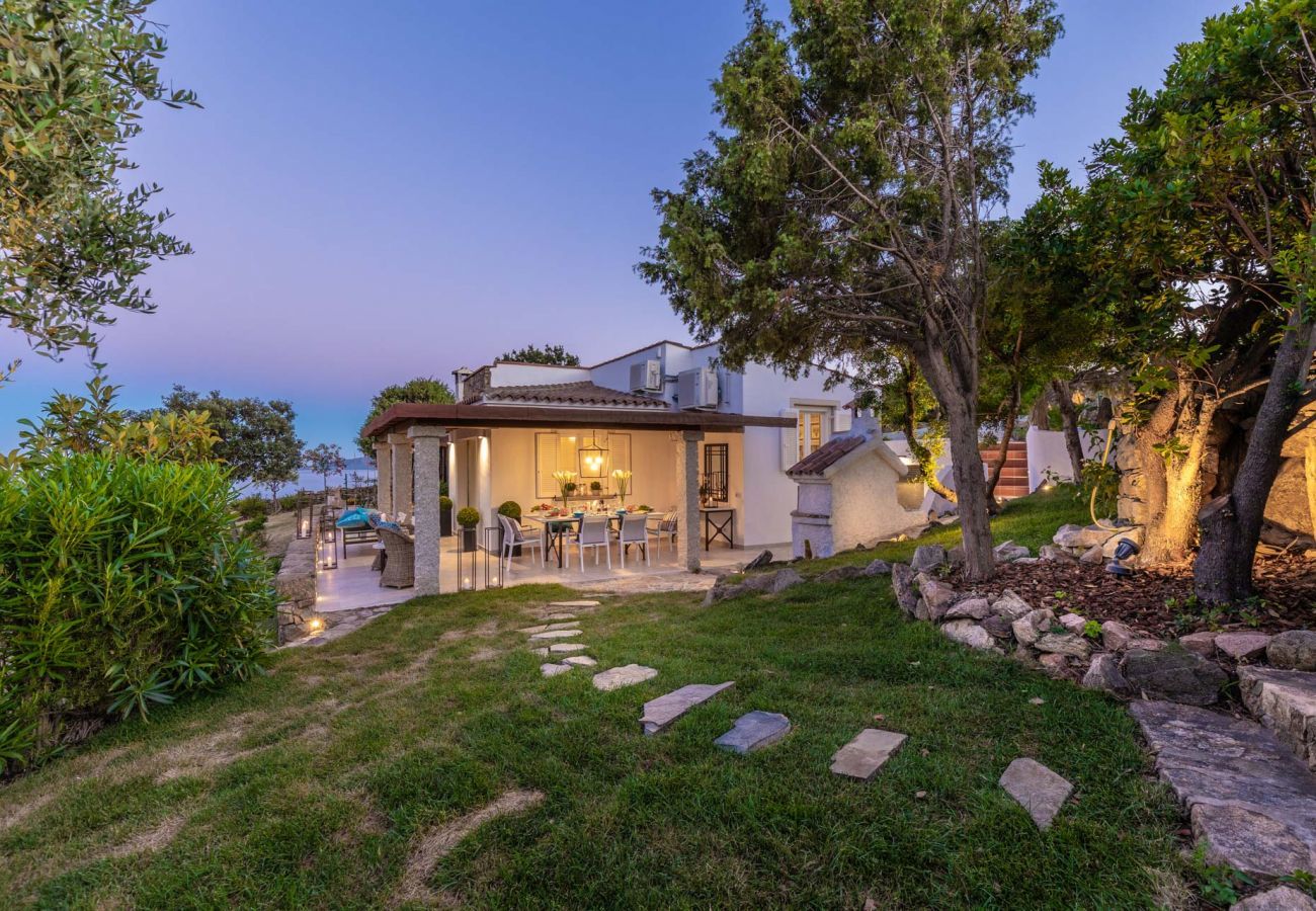 Villa a Ottiolu - Villa La Bella