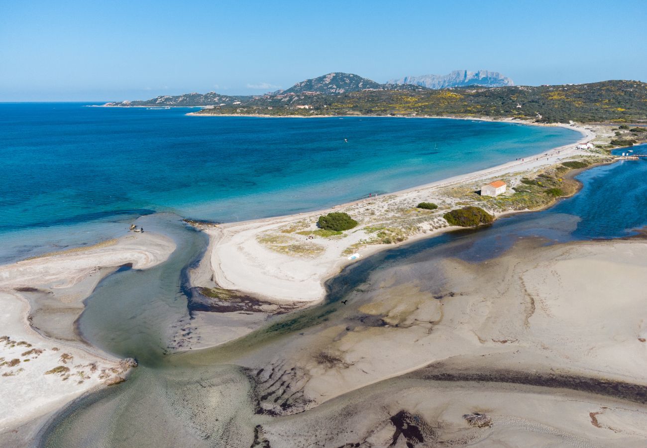 Appartamento a Olbia - Myrsine Genny - luminoso flat con vista piscina