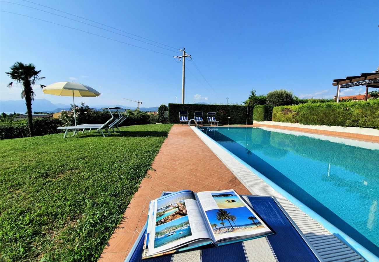 Appartamento a Lazise - Regarda - Appartamento Blanco a Lazise, con vista lago e piscina